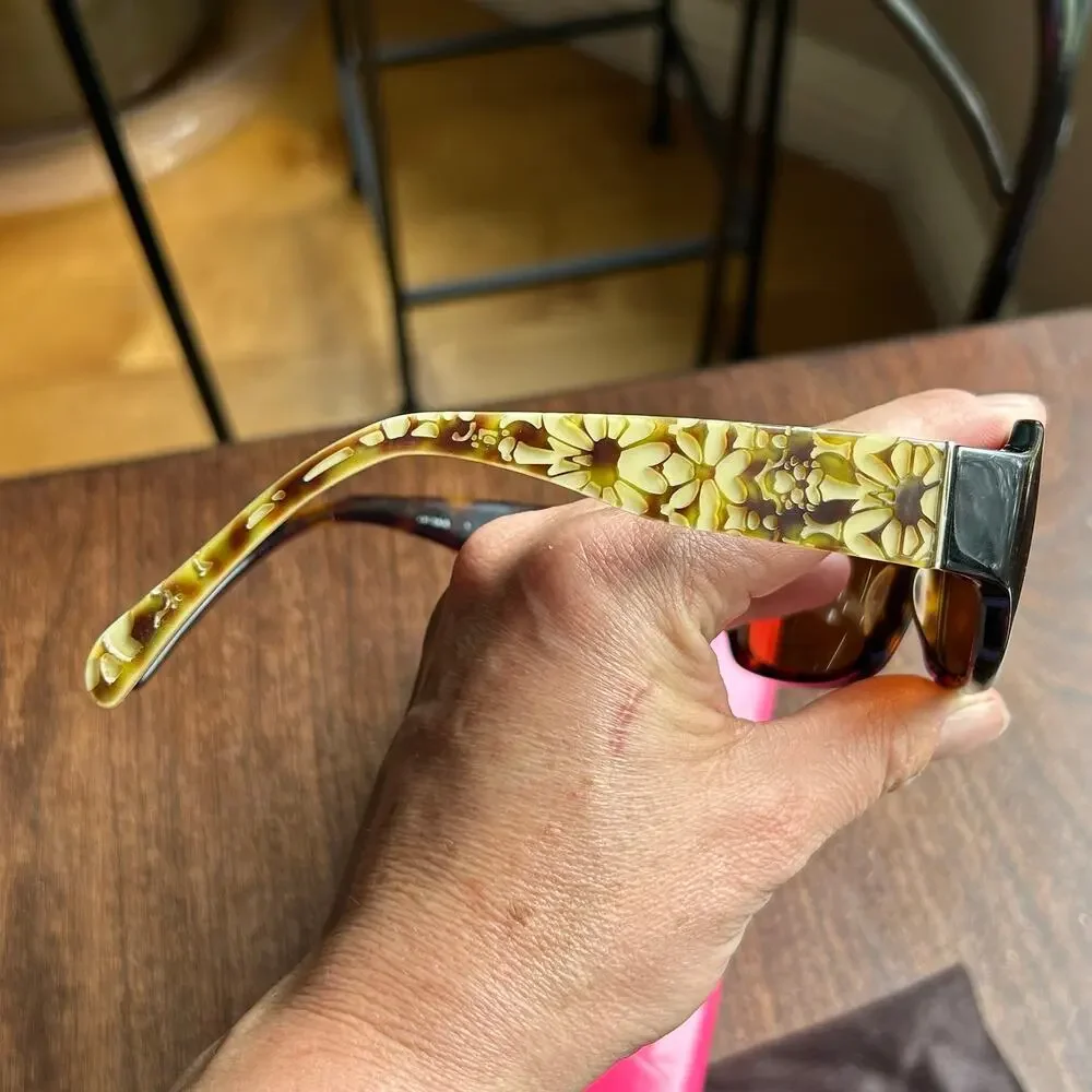 Kate Spade Tortoise Lucite Rectangle Sun Glasses Floral Temples FREDA